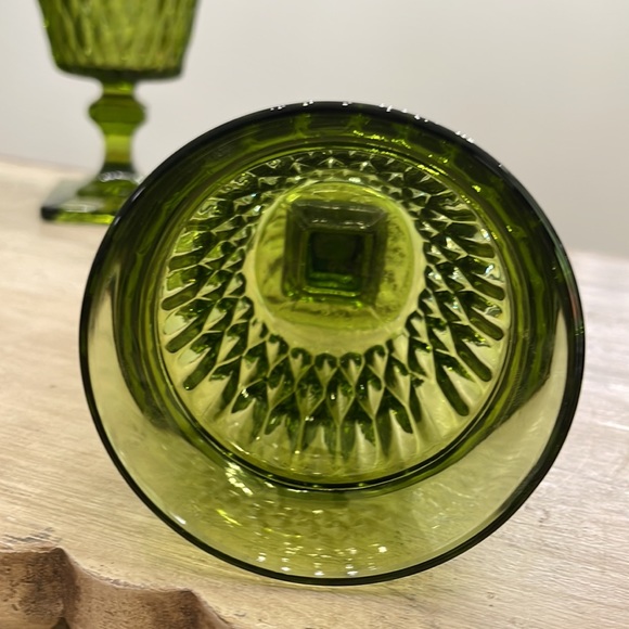 8 Vintage Avocado Green Mount Vernon Goblets - Picture 6 of 7